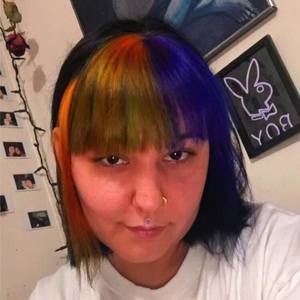 Meet your Posher, Kenadee